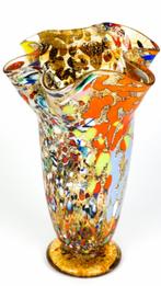 Vase de la série Fantasy en verre de Murano, Antiquités & Art, Antiquités | Vases, Enlèvement ou Envoi