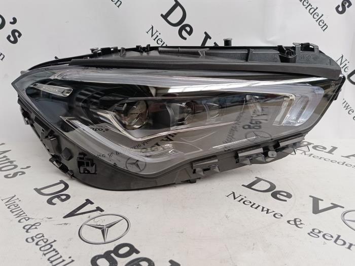 Koplamp rechts van een Mercedes CLA, Auto-onderdelen, Verlichting, Mercedes-Benz, Gebruikt, 3 maanden garantie, Ophalen of Verzenden