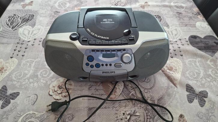PHILIPS draagbare radio CD cassette MP3 speler ALLES WERKT, Audio, Tv en Foto, Radio's, Gebruikt, Radio, Met cd-speler, Ophalen