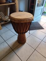 Djembé idéal tant pour les appels, les solos et l'interpréta, Muziek en Instrumenten, Ophalen, Zo goed als nieuw
