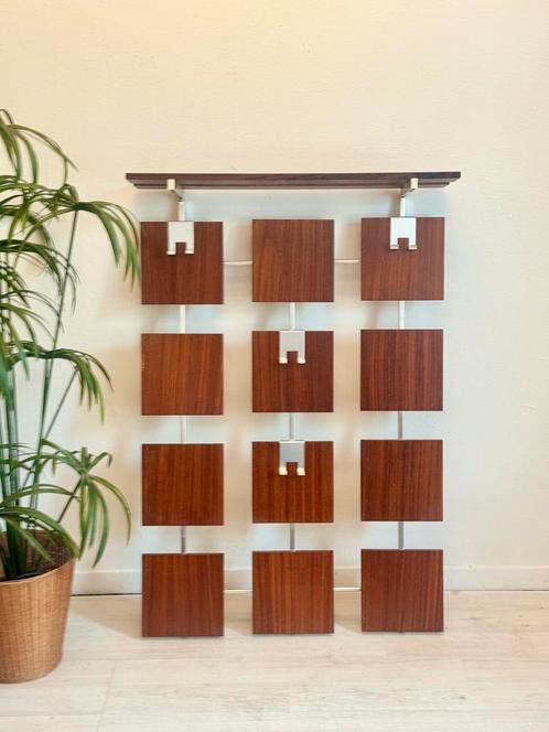 Vintage wandkapstok teak chroom jaren 60, Huis en Inrichting, Woonaccessoires | Kapstokken, Zo goed als nieuw, Wandkapstok, 100 tot 150 cm