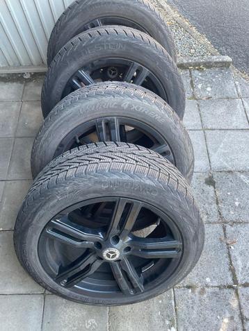 Vredestein winterbanden mercedes GLA  beschikbaar voor biedingen