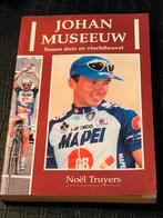 Boek Johan Museeuw - Tussen duin & vluchtheuvel, Boeken, Ophalen of Verzenden, Gelezen