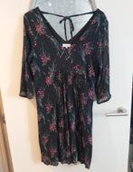 Caroll, mooie jurk, mt 42-44, in fijne plissé, Kleding | Dames, Jurken, Zwart, Maat 42/44 (L), Ophalen of Verzenden, Zo goed als nieuw