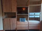 Bureau- of wandkast in hout met metalen en houten laden., Ophalen, Gebruikt