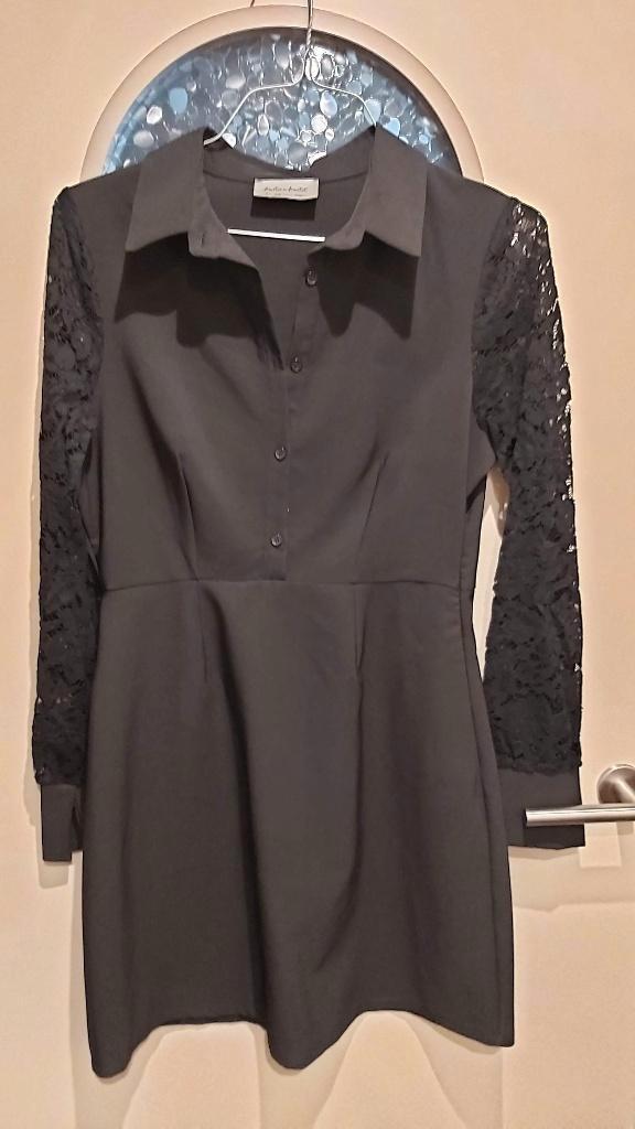 Amelie Amelie, zwarte jurk met kant, M, feestelijk, elegant, Kleding | Dames, Jurken, Zo goed als nieuw, Maat 38/40 (M), Zwart