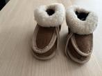 Babypantoffels maat 22, Garçon ou Fille, Enlèvement ou Envoi, Utilisé, Pantoufles