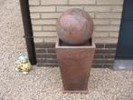 granieten tuinvaas met volle granieten bol, Ophalen, Zo goed als nieuw