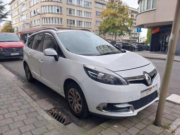 Renault Grand Scénic 2TCe Energy* 7 Pl * Toit ouvr * Navi * disponible aux enchères