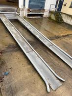 Ophogers oprijrampen laadbrug laadkade, Ophalen