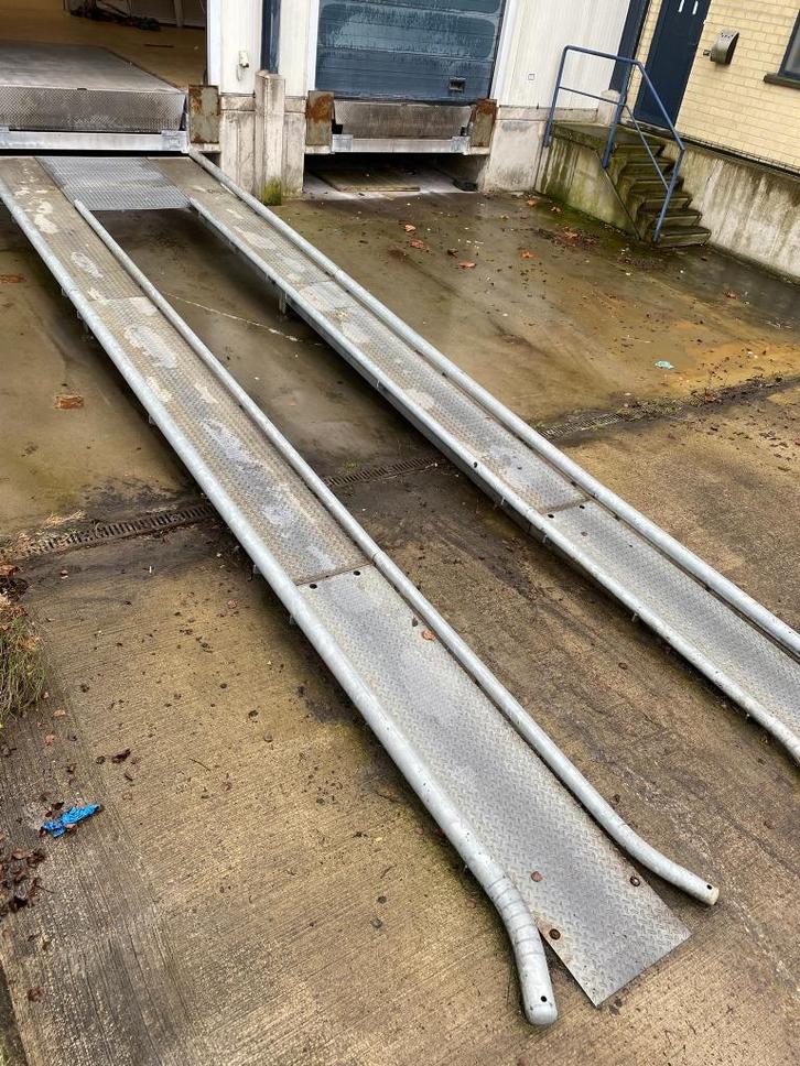 Ophogers oprijrampen laadbrug laadkade, Zakelijke goederen, Machines en Bouw | Liften, Steigers en Ladders, Ophalen