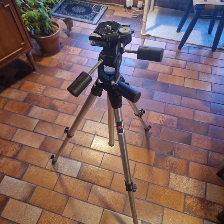 Trepied Manfrotto Aluminum Photo, TV, Hi-fi & Vidéo, Photo | Trépieds & Rotules, Comme neuf, Trépied, 175 cm ou plus, Avec rotule