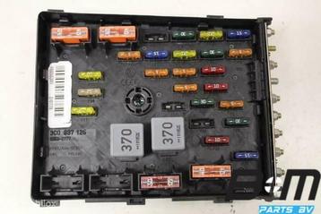 Zekeringkast in motorruimte VW Passat B7 Variant 3C0937125 beschikbaar voor biedingen