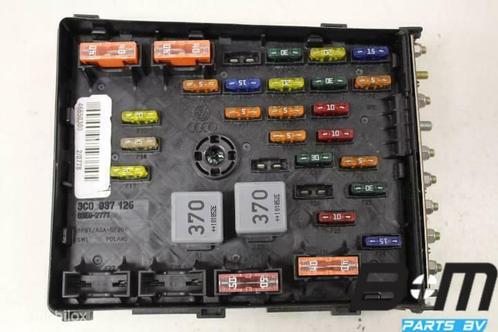 Zekeringkast in motorruimte VW Passat B7 Variant 3C0937125, Auto-onderdelen, Overige Auto-onderdelen, Gebruikt