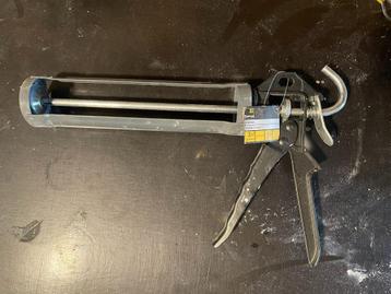 Pistolet à calfeutrer, Enlèvement, Utilisé