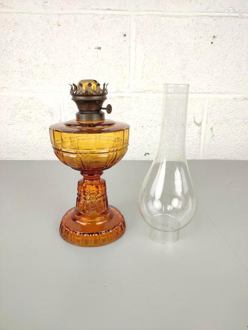 Antieke glazen olielamp, Antiek en Kunst, Antiek | Verlichting, Ophalen of Verzenden