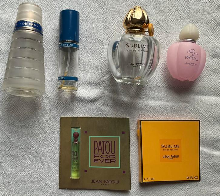 Flacons de parfums + 2 échantillons …. Jean Patou, Verzamelen, Parfumverzamelingen, Gebruikt, Ophalen