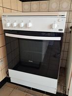 gasfornuis met gasoven, Zanussi zcg61031WA. Nieuwprijs 329€, Ophalen, Gebruikt, Grill, 4 kookzones