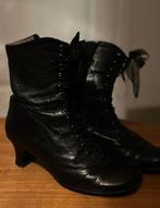 Vintage zwarte laarzen, Kleding | Dames, Schoenen, Ophalen of Verzenden, Hoge laarzen, Zo goed als nieuw, Zwart