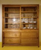 Grote massief houten buffet-/vitrinekast in perfecte staat, 150 à 200 cm, Comme neuf, Enlèvement, 200 cm ou plus