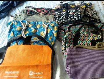 Draagtassen  beschikbaar voor biedingen