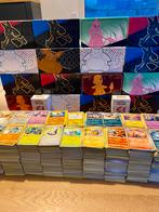 Lot cartes Pokémon avec ou sans boites, Hobby & Loisirs créatifs, Jeux de cartes à collectionner | Pokémon, Envoi, Comme neuf
