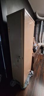 vintage metalen schoolgarderobe, Ophalen, Gebruikt, Vrai vintage