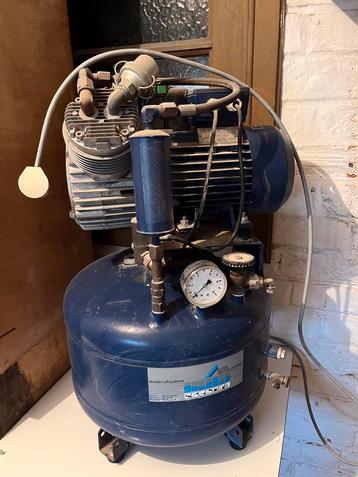 Compressor van het merk Dürr, Doe-het-zelf en Bouw, Compressors, Ophalen, Gebruikt