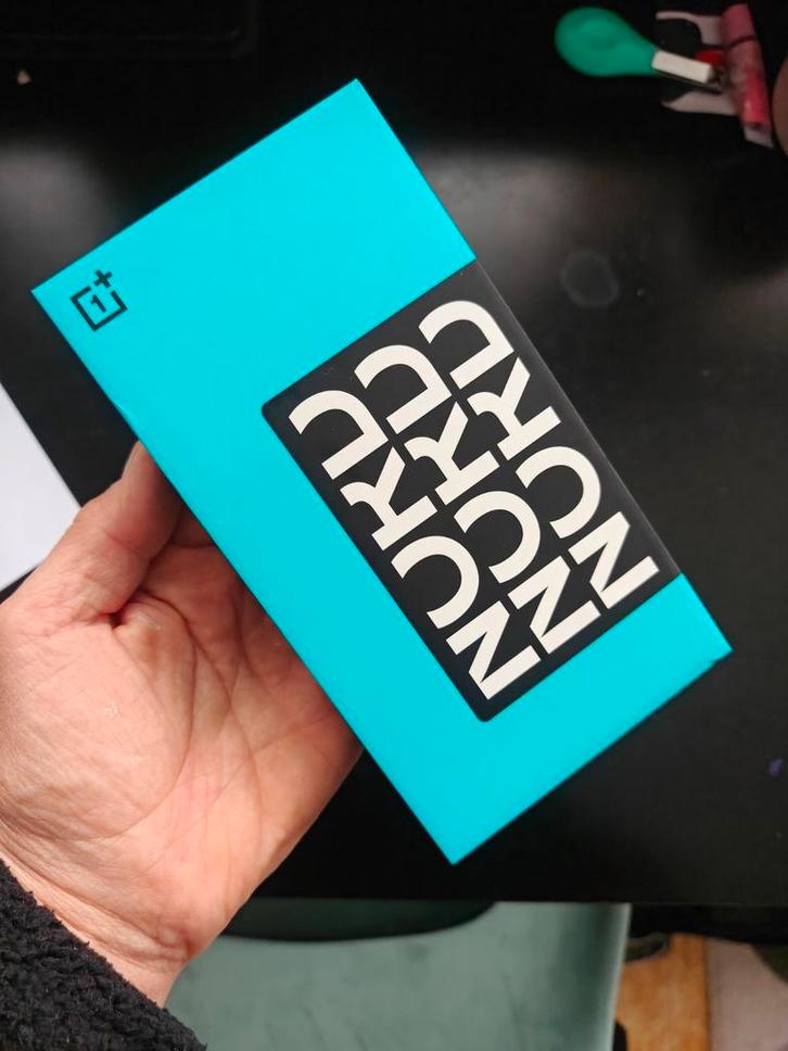 Oneplus Nord CE 5 splinternieuw geseald ruilen iphone, Telecommunicatie, Mobiele telefoons | Samsung, Zo goed als nieuw, Zwart