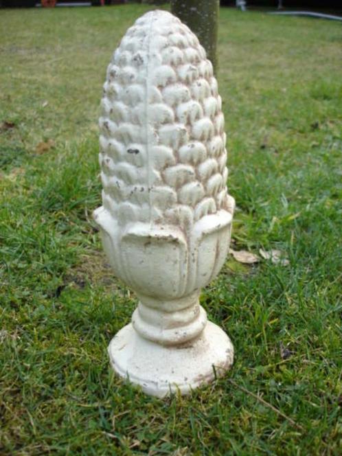 gietijzeren dennenappel of eikelstandbeeld roestig wit pat, Tuin en Terras, Tuinwanddecoratie, Nieuw, Ophalen of Verzenden
