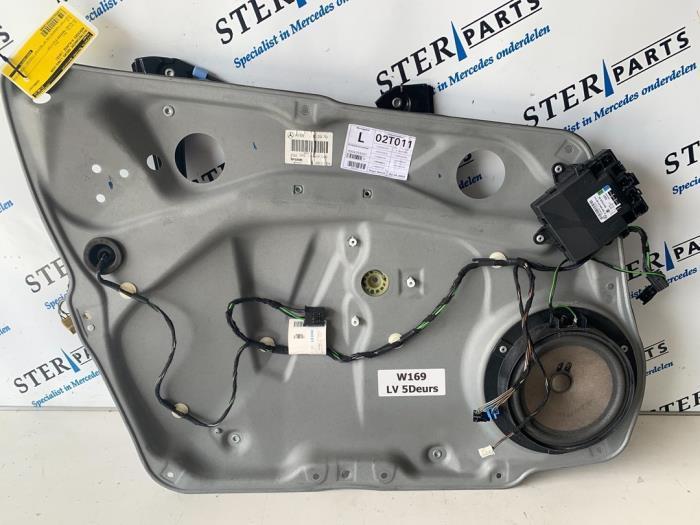 Ruitmechaniek 4Deurs links-voor van een Mercedes A-Klasse, Auto-onderdelen, Ruiten en Toebehoren, Mercedes-Benz, Gebruikt, 3 maanden garantie