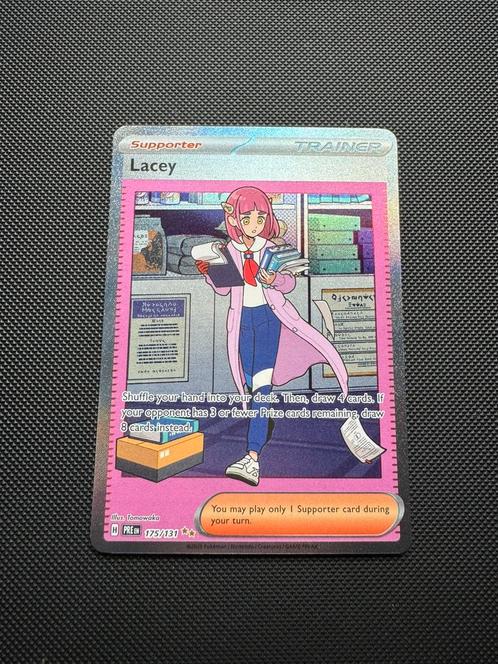 Lacey - 175/131 (Prismatic Evolutions), Hobby en Vrije tijd, Verzamelkaartspellen | Pokémon, Ophalen of Verzenden