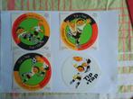 4 autocollants football Mascottes Coupe du monde Tip + Tap, Envoi, Comme neuf, Autocollant