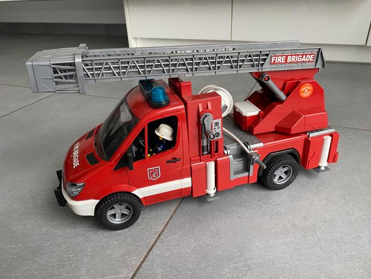 Bruder Mercedes Benz Sprinter brandweerwagen, Kinderen en Baby's, Speelgoed |Speelgoedvoertuigen, Zo goed als nieuw, Ophalen