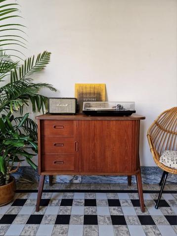 Vintage midcentury platenspeler meubel | kast | retro beschikbaar voor biedingen