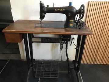 Antiek Singer naaimachine  beschikbaar voor biedingen