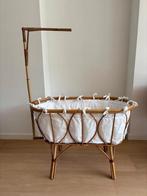 Prachtige vintage rotan wiegje, Kinderen en Baby's, Babywiegjes en Ledikanten, Ophalen, Zo goed als nieuw