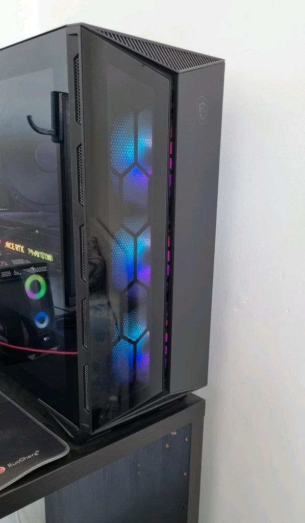 PC Gamer de Rêve – RTX 4070Ti, i7-13700KF, 32GB DDR5, 2 T, Computers en Software, Desktop Pc's, Zo goed als nieuw, SSD, 32 GB