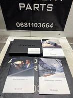 Lexus LBX Onderhoudsboekjes Instructieboekjes Compleet, Enlèvement ou Envoi