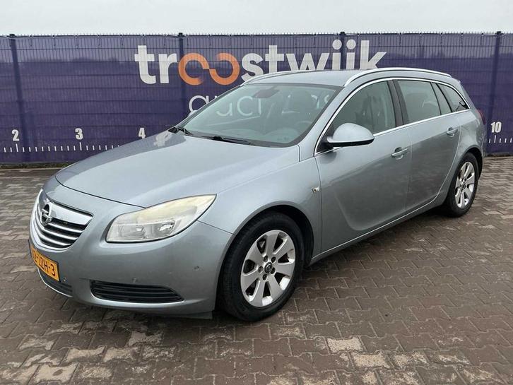2010 - Opel - Insignia Sports Tourer - 1.8 Edition - Persone, Auto's, Opel, Bedrijf, Insignia, Overige brandstoffen, Euro 5, Break
