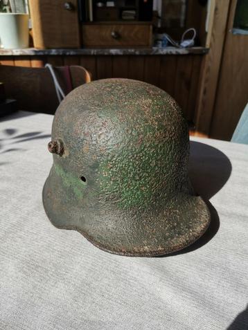 Coque de casque allemand ww1.  beschikbaar voor biedingen