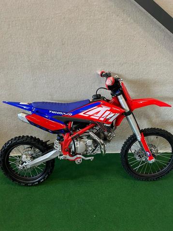 Nieuwe Apollo 150CC crossmotor,oliegekoeld beschikbaar voor biedingen