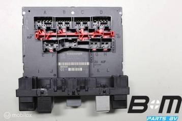 Boordnet 3C8937049D beschikbaar voor biedingen