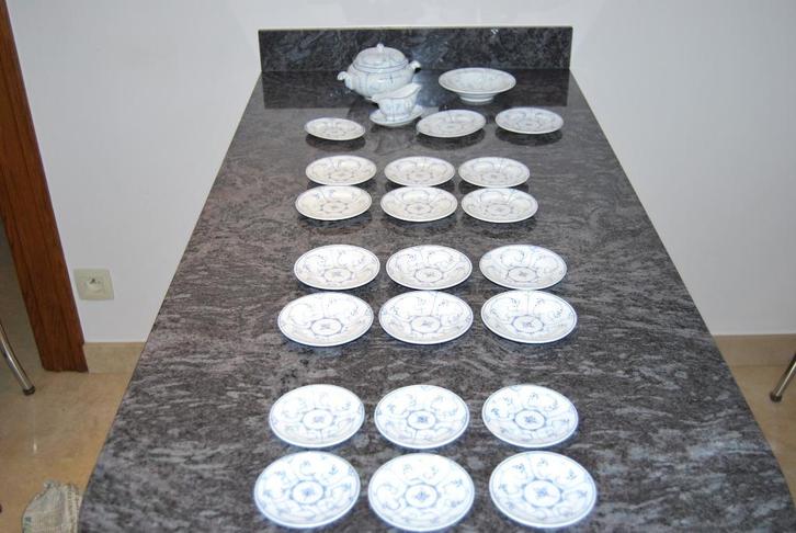 DRESDEN VILLEROY & BOCH. ZELDZAME 24-DELIGE DINETTE, Antiek en Kunst, Antiek | Servies los, Ophalen of Verzenden