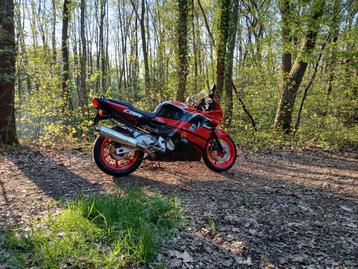 Honda cbr600 f2 beschikbaar voor biedingen