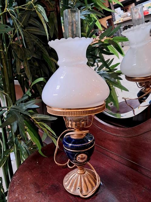 tafellamp in petroleumstijl, Antiek en Kunst, Antiek | Verlichting, Ophalen