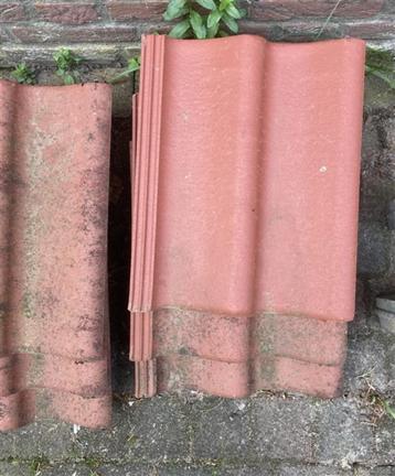 Dakpan beton chaperonpan 70 graden Lafarge 15 stuks, Pierre ou Argile, Comme neuf, Enlèvement, Moins de 5 m²