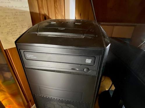 PC grande tour, Informatique & Logiciels, Ordinateurs de bureau, Utilisé, 3 à 4 Ghz, HDD, Avec carte vidéo, Enlèvement