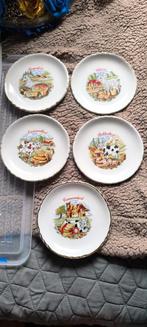 5 Assiettes fromage, Maison & Meubles, Enlèvement ou Envoi, Utilisé