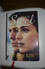 Boek "De Stille Eer", Livres, Thrillers, Danielle Steel, Utilisé, Enlèvement ou Envoi